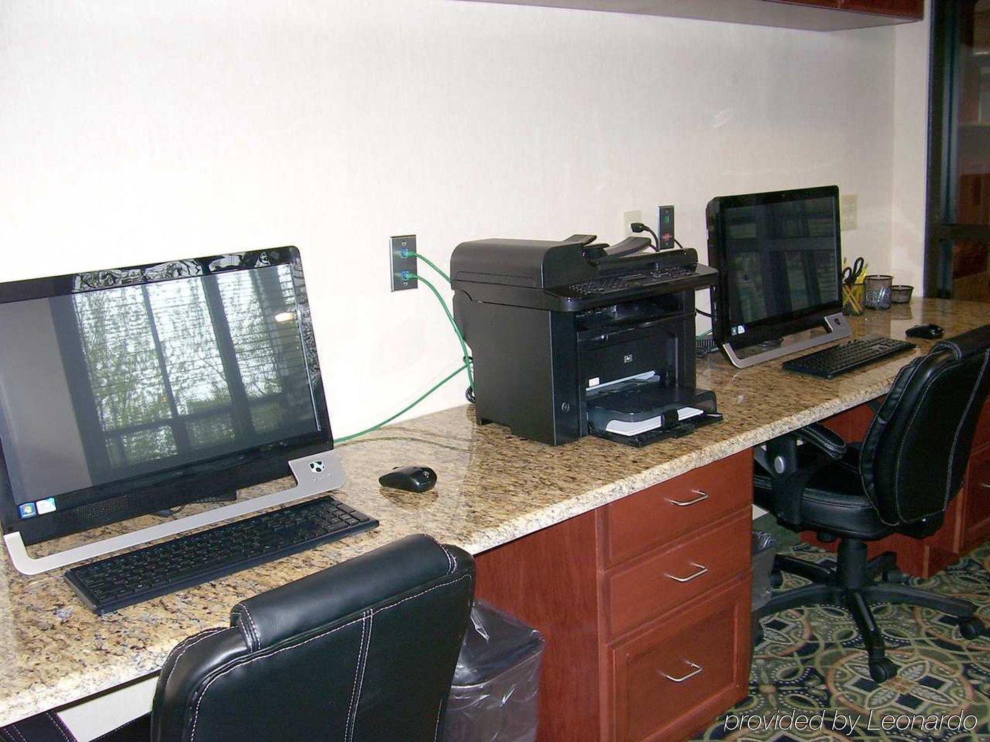 Hampton Inn Detroit/Belleville-Airport Area Exterior photo